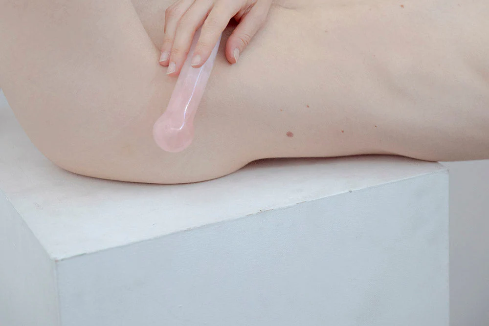 Chakrubs Heart Curve Rose Quartz Wand - Image 5